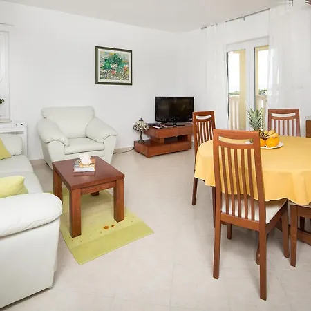 شقة Leon بودْسْتغانا