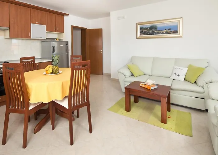 Leon Lejlighed Podstrana